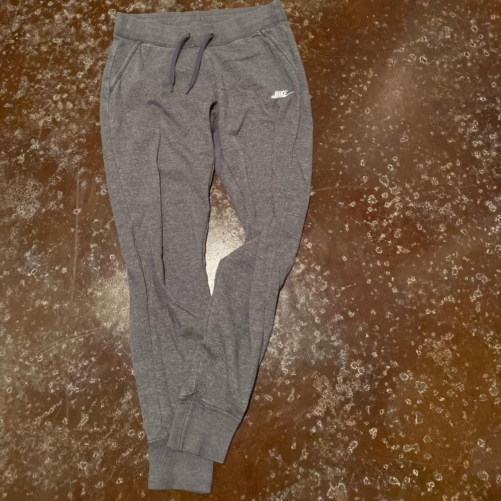Grey Nike sweatpants